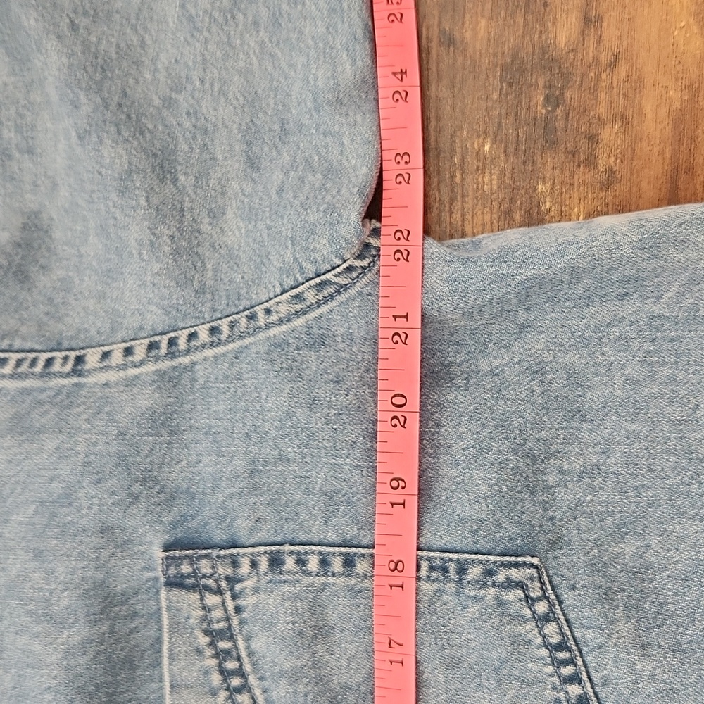 American Eagle Outfitters Light Blue Denim Button-Up Shirt - Picture 9 of 10